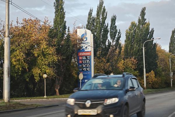 В Свердловской области вновь начал дорожать бензин