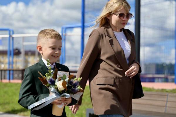 Завтра в Свердловской области стартует приемная кампания в первые классы