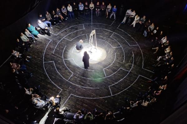 Бедный Йорик в полный рост