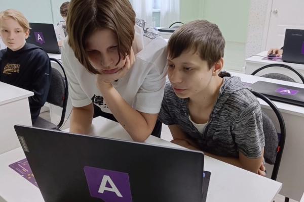 Зимой в школе программирования Алгоритмика в Каменске-Уральском стартуют новые группы